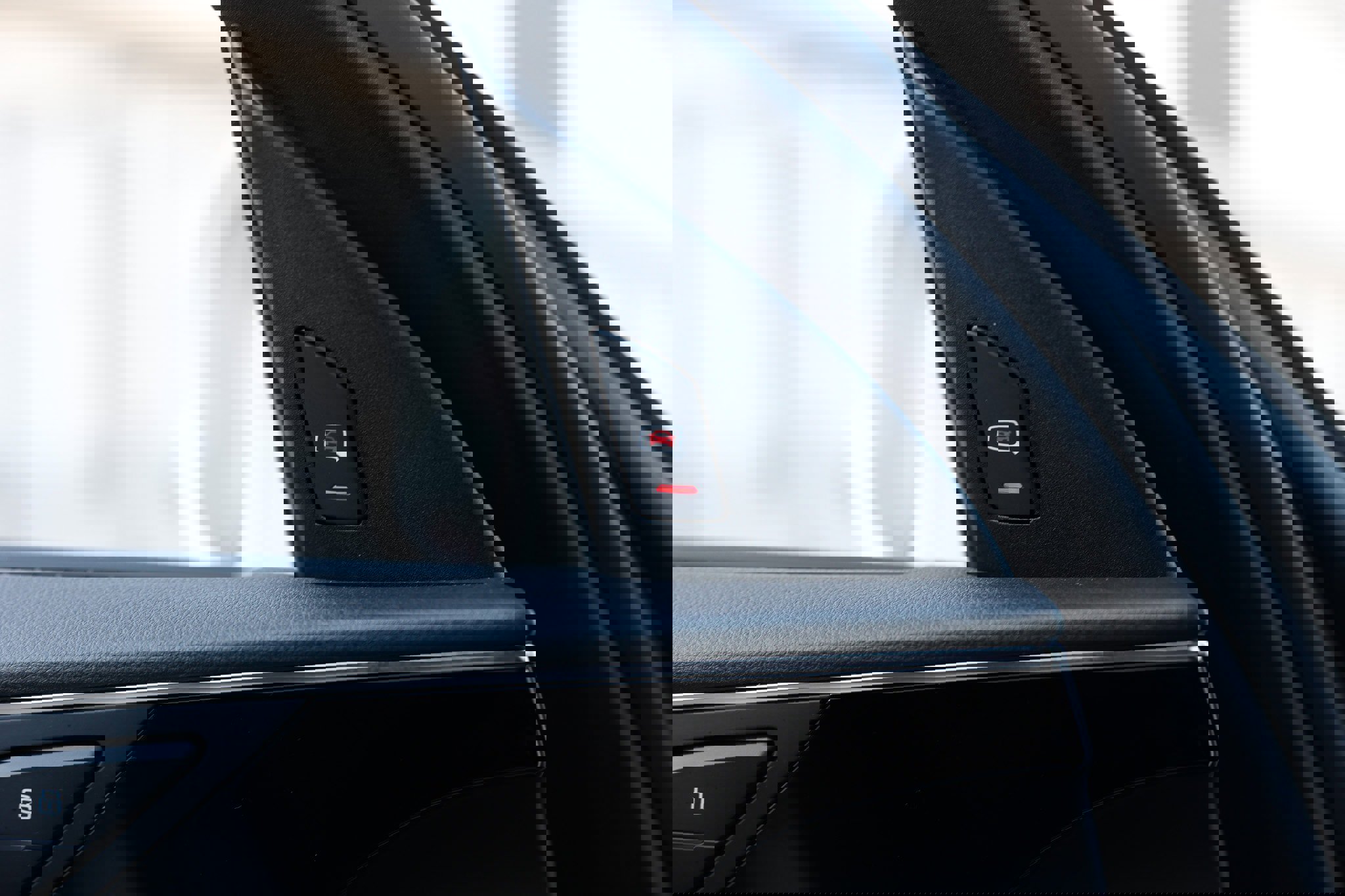 Used 2014 Audi A8 L TDI w/ Premium Package image 58