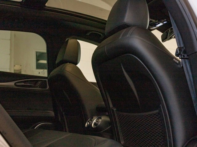 Used 2022 Alfa Romeo Stelvio Veloce image 7