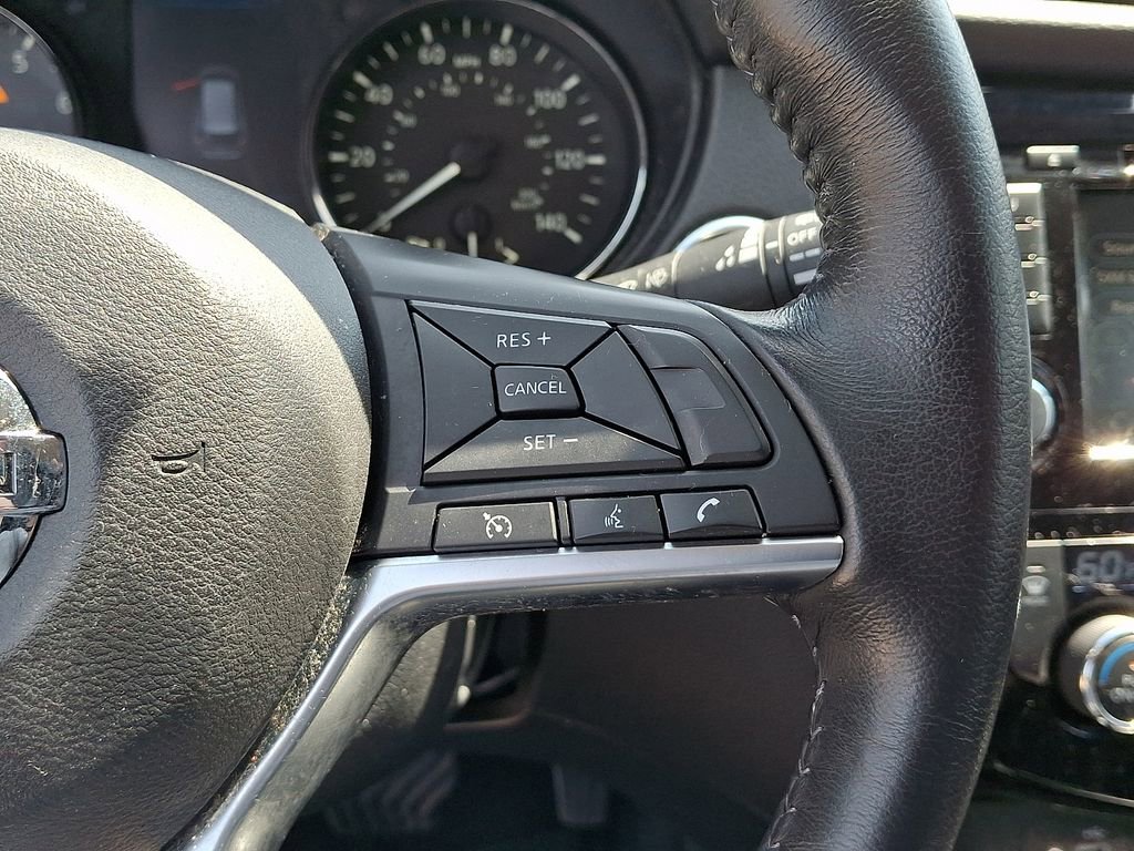Used 2019 Nissan Rogue SV AWD/4WD image 24