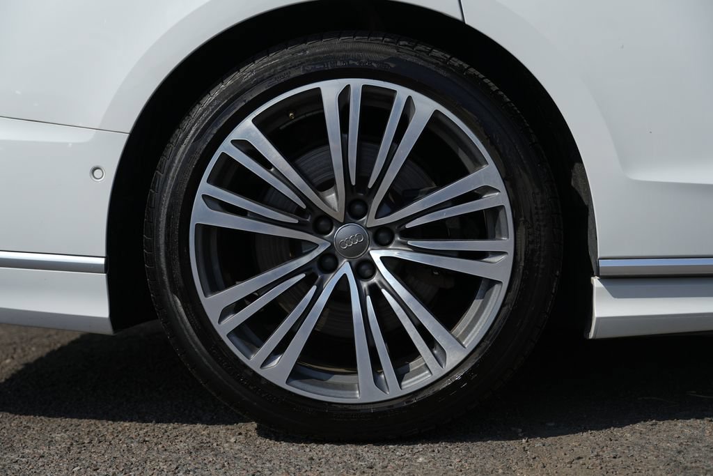 Used 2020 Audi A8 L 4.0T w/ Executive Package AWD/4WD image 9