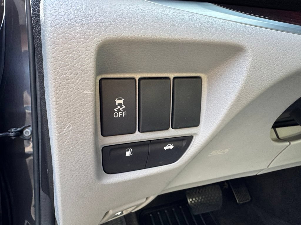Used 2015 Acura TLX V6 FWD image 14
