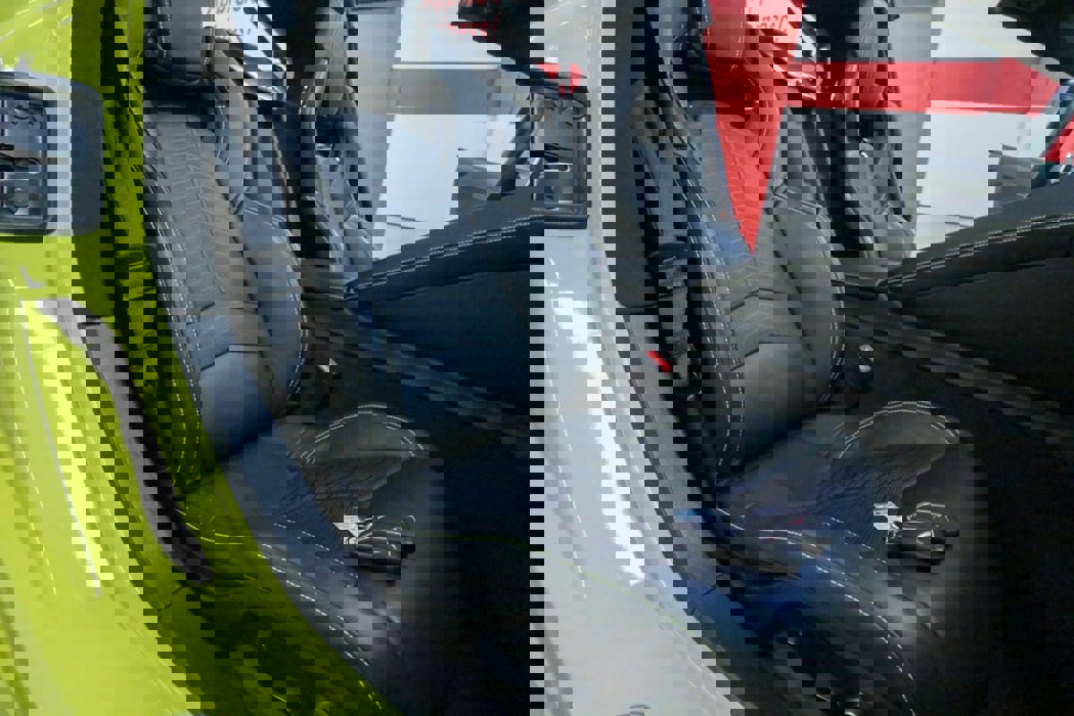 Used 2022 Chevrolet Corvette Stingray Premium Cpe w/ Z51 Performance Package image 34