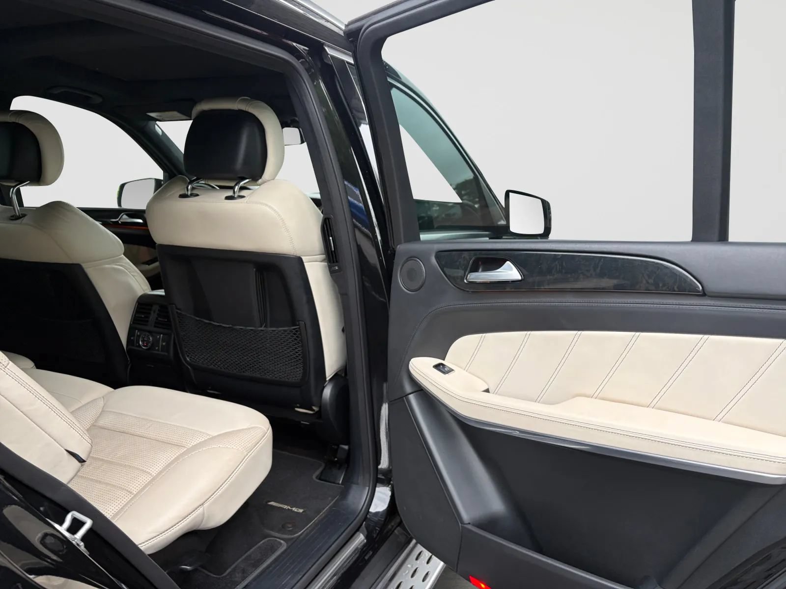 Used 2014 Mercedes-Benz GL 63 AMG 4MATIC image 16