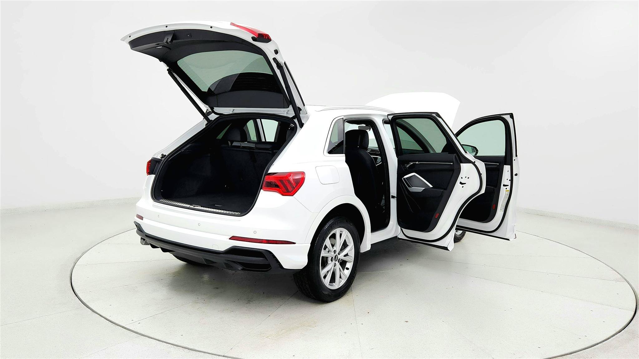 Used 2025 Audi Q3 2.0T Premium AWD/4WD image 11
