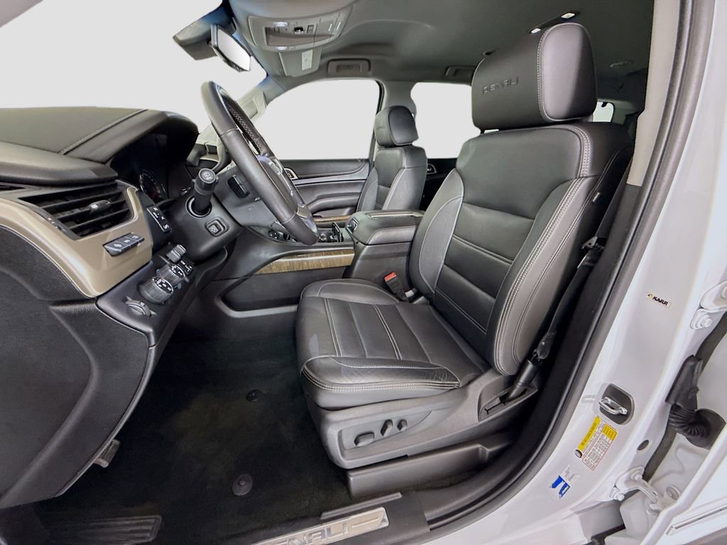 Used 2018 GMC Yukon Denali image 20