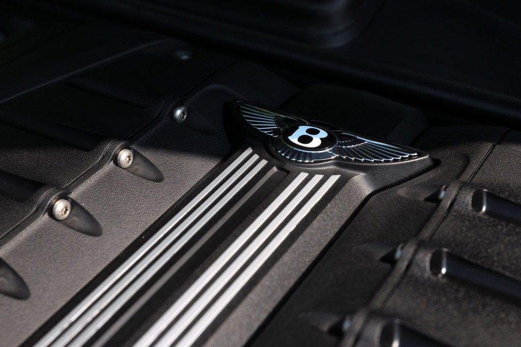 Used 2023 Bentley Bentayga Speed image 44