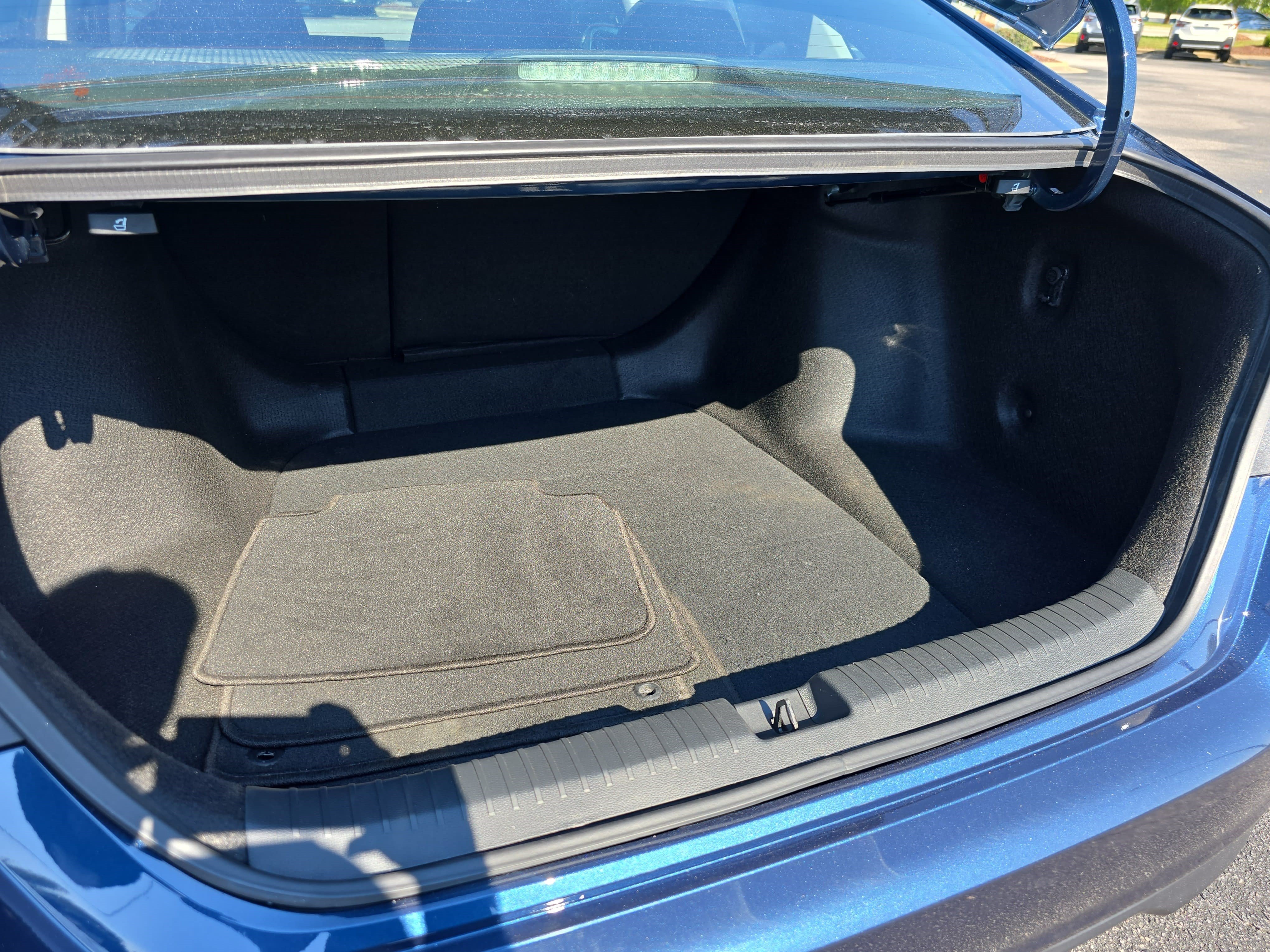 Used 2024 Honda Accord EX image 12