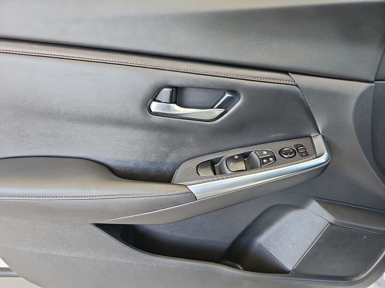 Used 2020 Nissan Sentra SR image 30