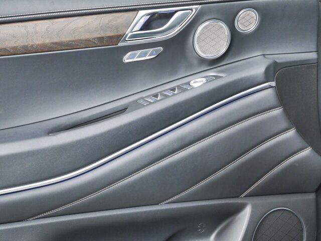 Used 2024 Genesis GV80 3.5T w/ Prestige Package AWD/4WD image 6
