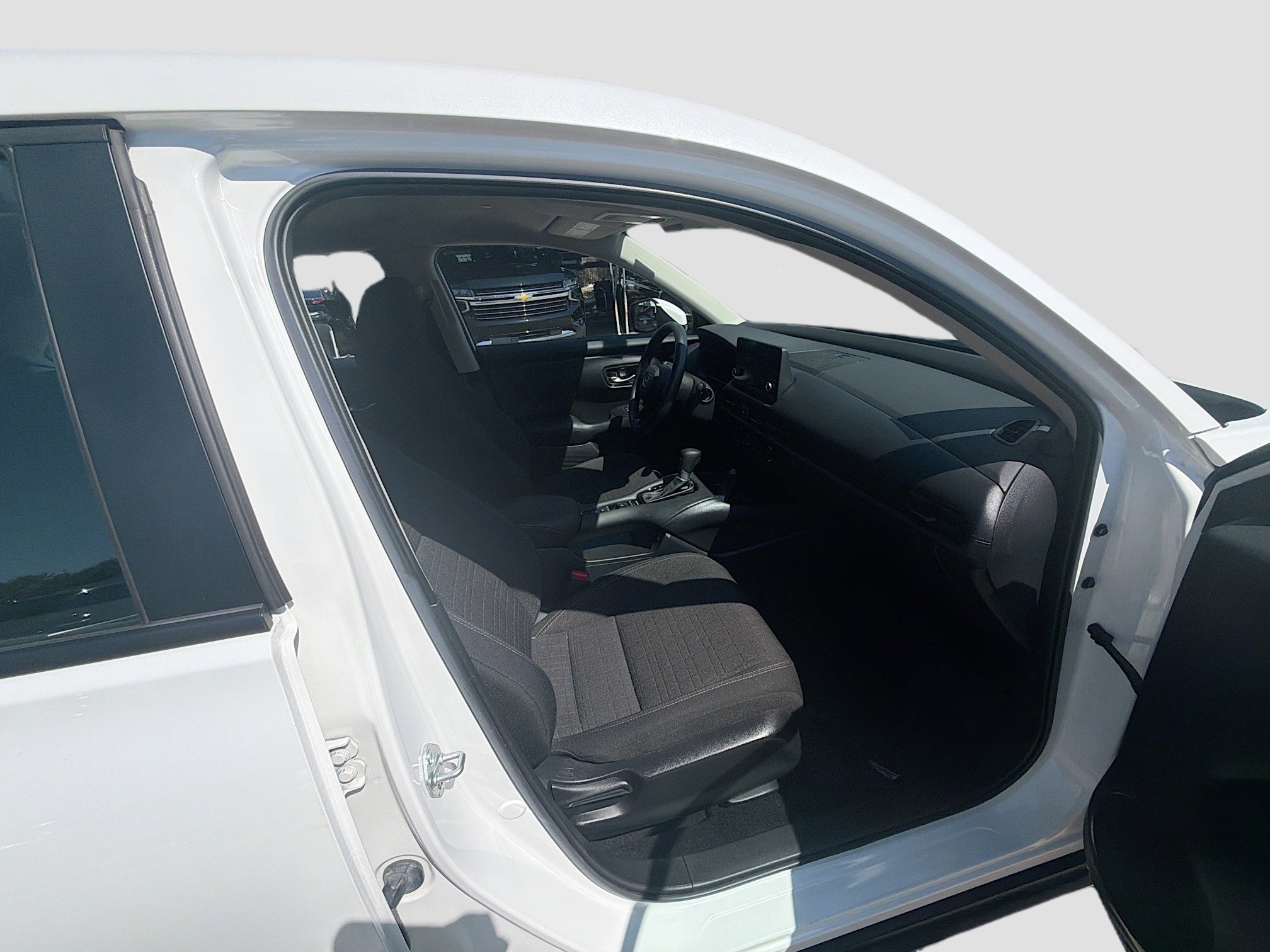 Certified 2024 Honda HR-V LX image 30