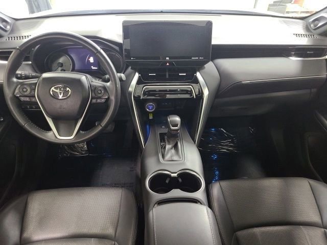 Certified 2022 Toyota Venza Limited AWD/4WD image 2