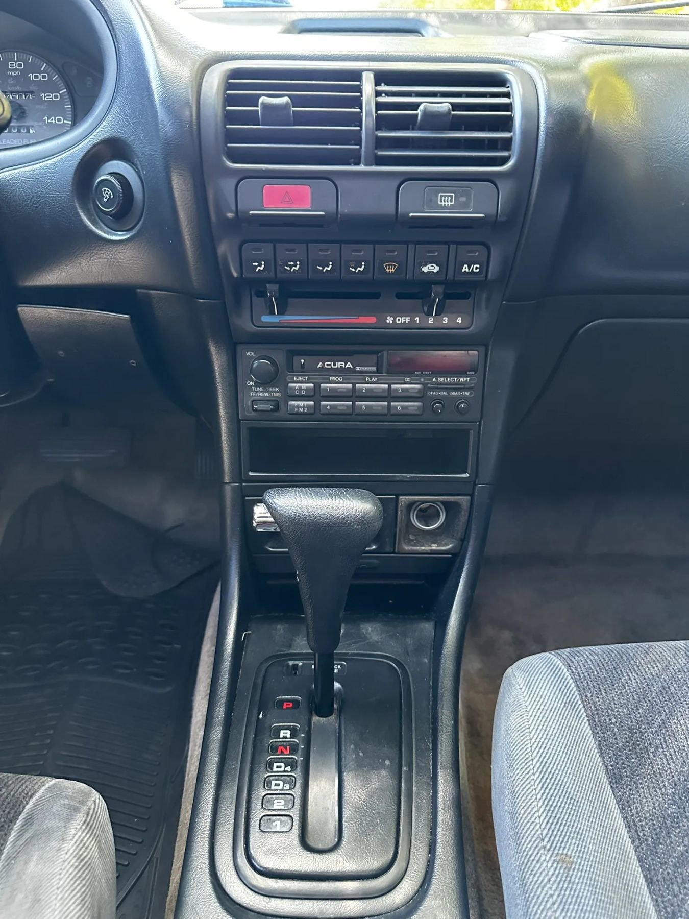 Used 1995 Acura Integra LS FWD image 27