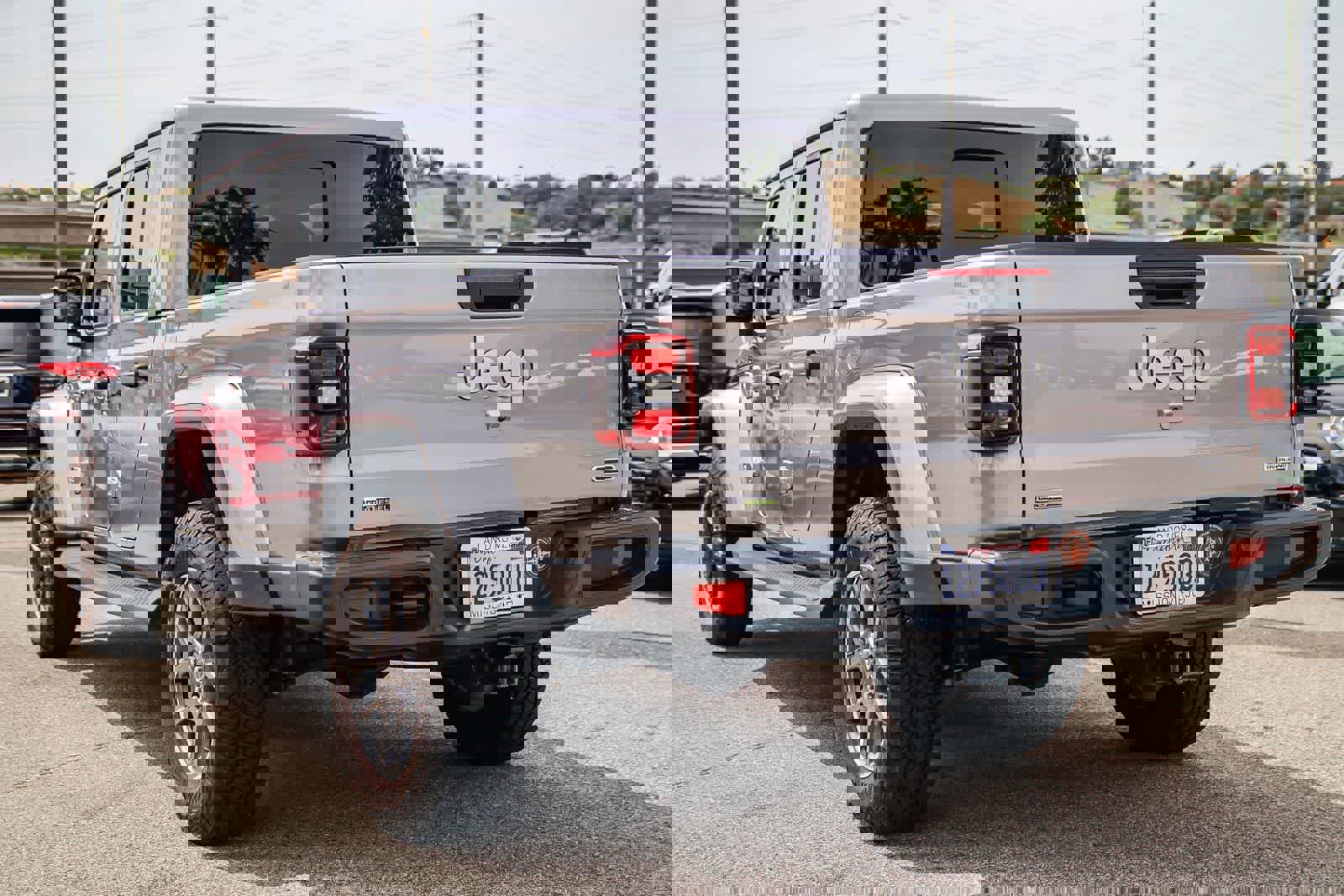 Used 2021 Jeep Gladiator Overland w/ Popular Equipment Package image 6