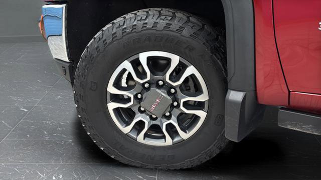 Used 2021 GMC Sierra 3500 SLT w/ SLT Preferred Package AWD/4WD image 39