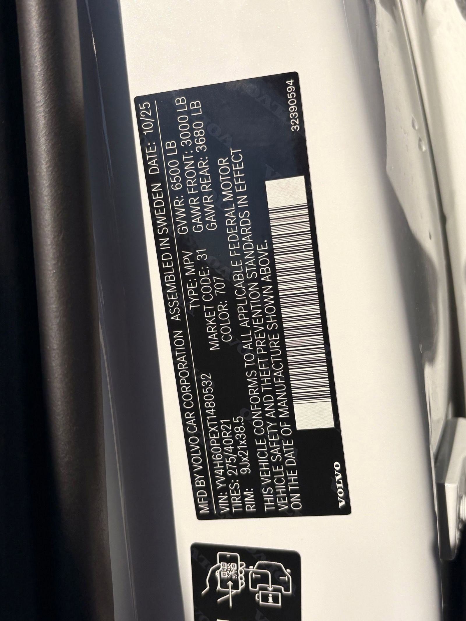 New 2026 Volvo XC90 T8 Plus w/ Protection Package image 20