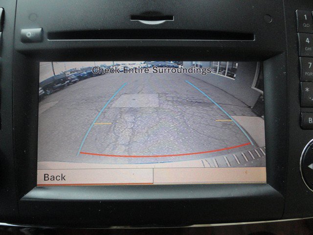 Used 2011 Mercedes-Benz GL 450 4MATIC image 15
