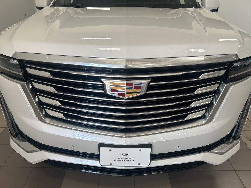 Certified 2022 Cadillac Escalade Premium Luxury Platinum AWD/4WD image 11