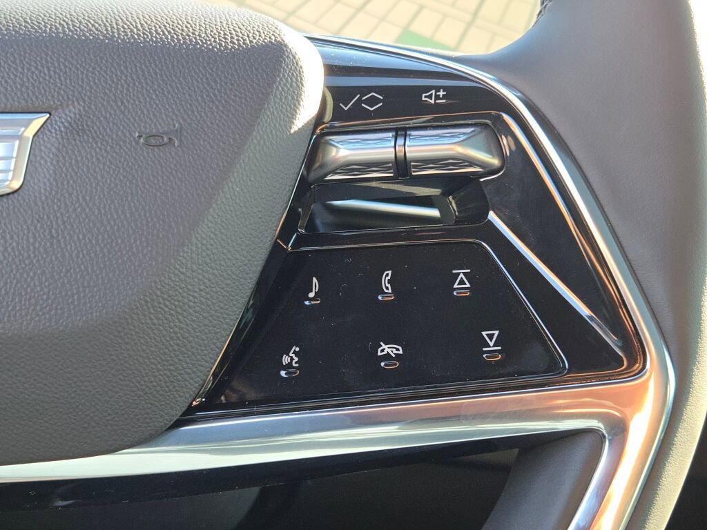 New 2026 Cadillac Escalade IQ Luxury 1 image 36