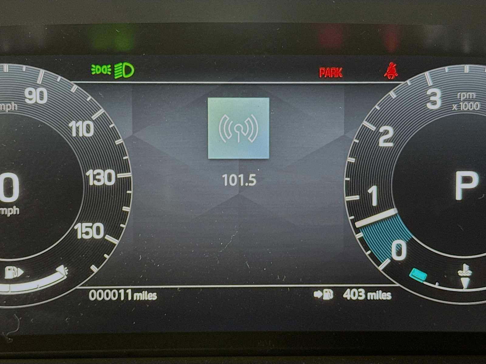 New 2025 Land Rover Discovery Dynamic SE AWD/4WD image 10