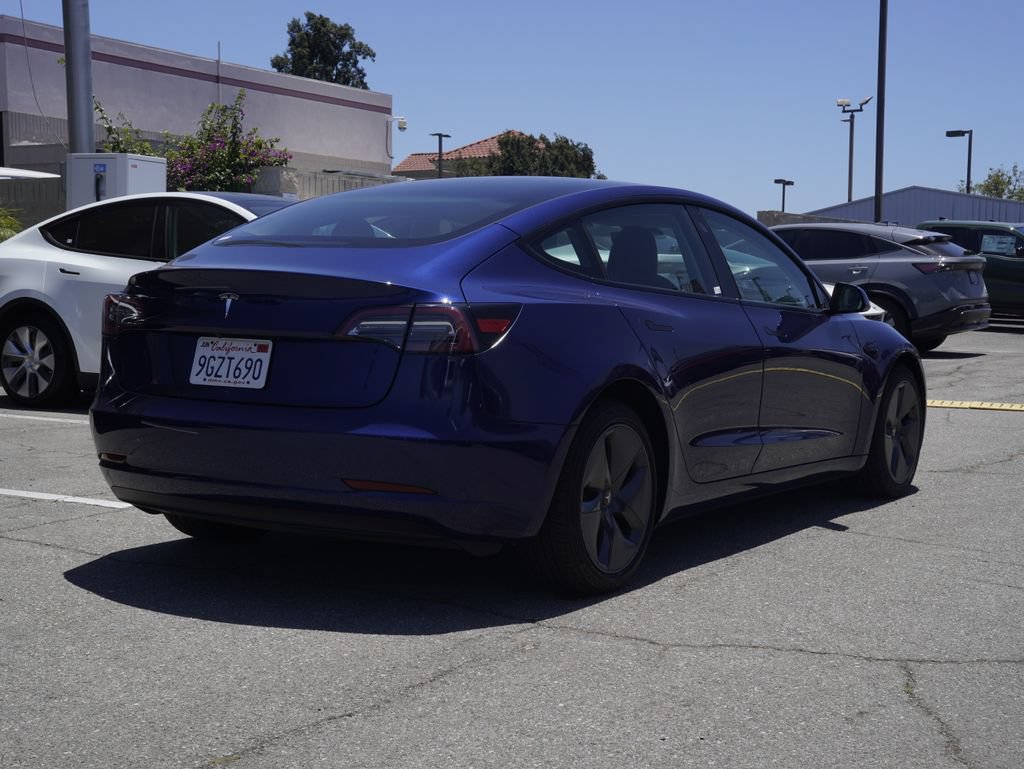 Used 2023 Tesla Model 3 Standard Range RWD image 4
