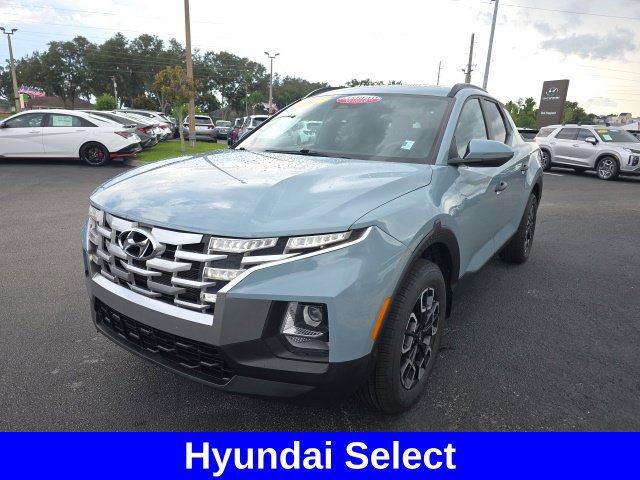 Used 2022 Hyundai Santa Cruz SEL w/ Activity Package FWD image 2