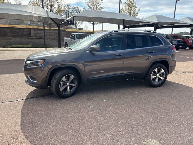 Used 2019 Jeep Cherokee Limited w/ Luxury Group image 4