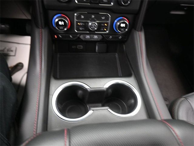 Used 2024 Chevrolet Suburban RST w/ Luxury Package image 11