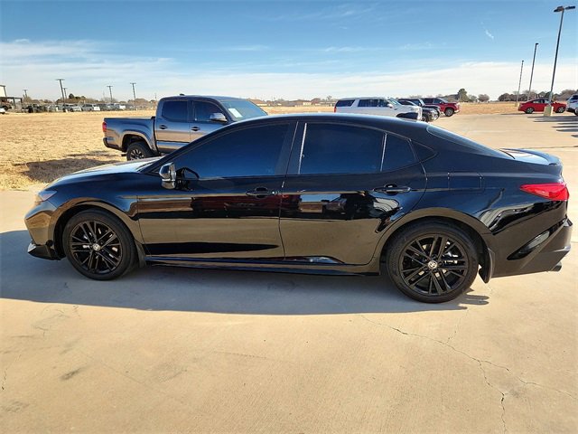 Used 2025 Toyota Camry XSE image 2