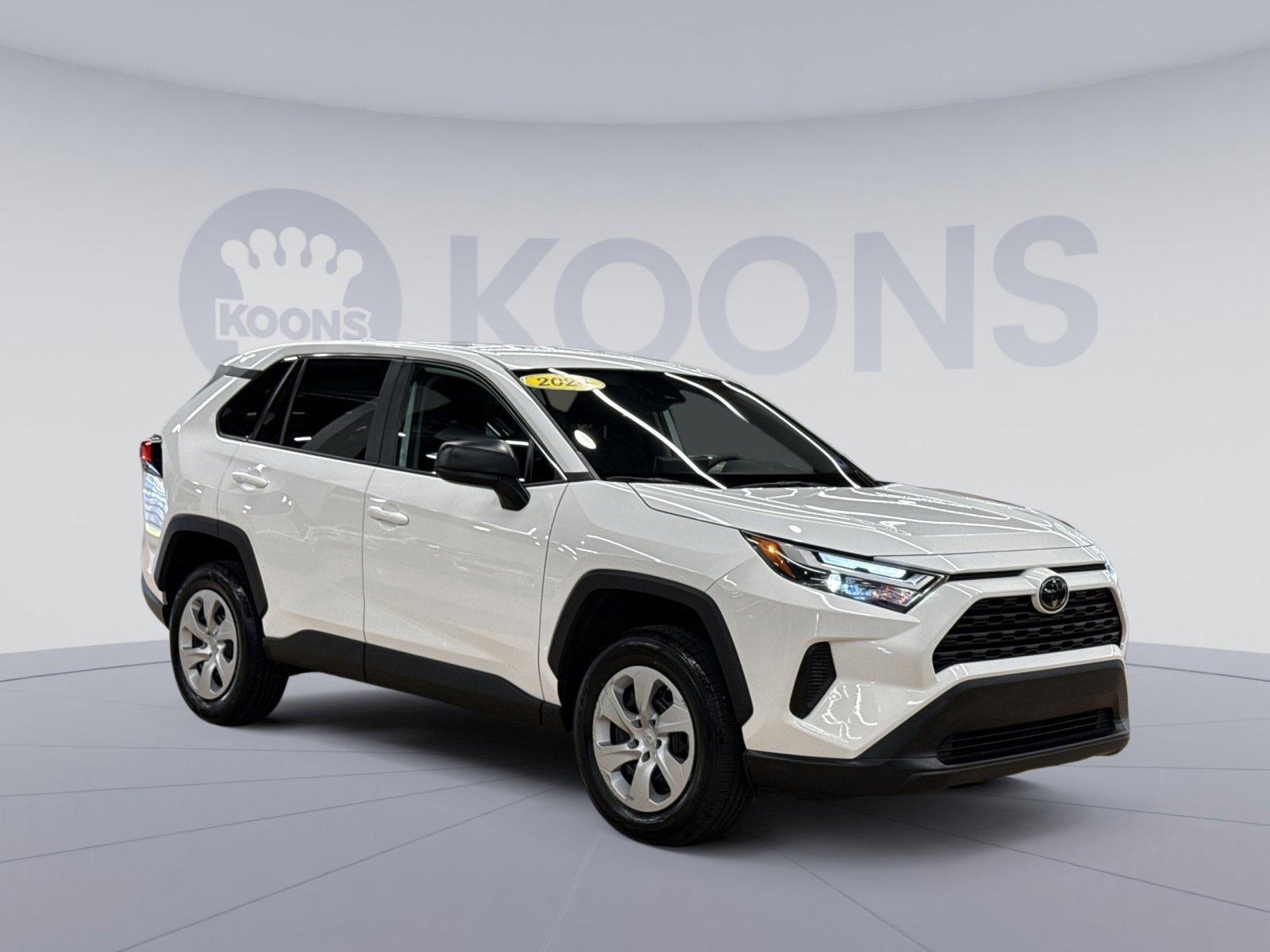 Used 2024 Toyota RAV4 LE AWD/4WD image 2