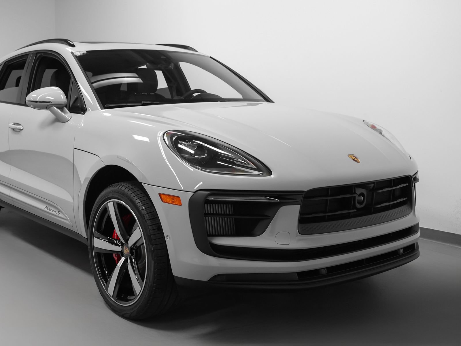 New 2026 Porsche Macan S AWD/4WD image 9