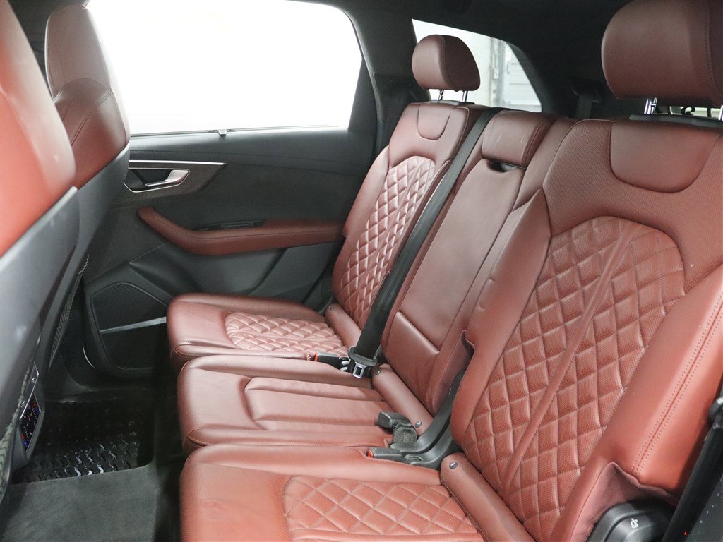 Used 2022 Audi SQ7 Prestige image 12