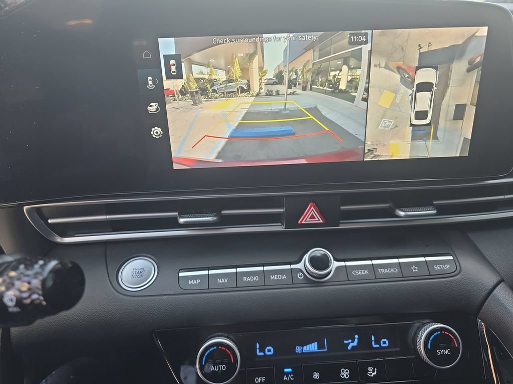 Used 2024 Hyundai Elantra Limited FWD image 19
