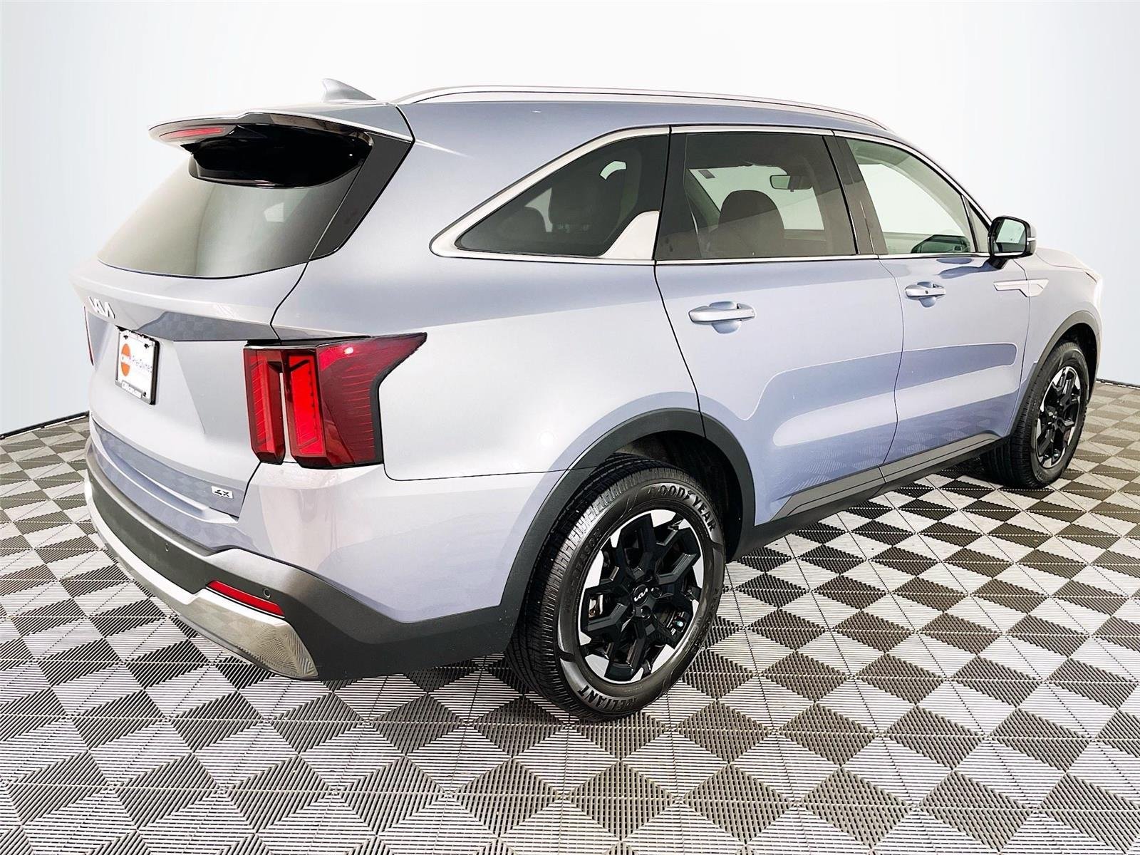 Used 2024 Kia Sorento S w/ Panoramic Sunroof Package AWD/4WD image 10