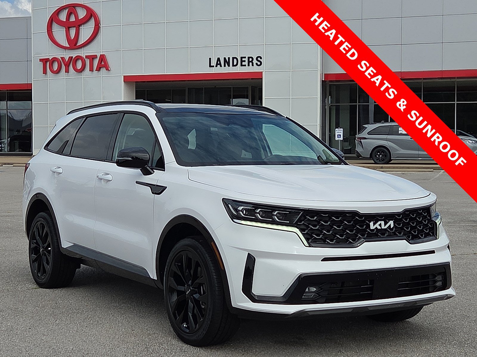 Used 2023 Kia Sorento SX