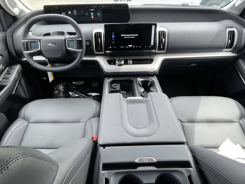 New 2026 Ford Expedition Active RWD image 11