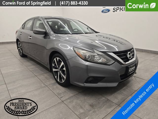 Used 2016 Nissan Altima 2.5 SR FWD image 6