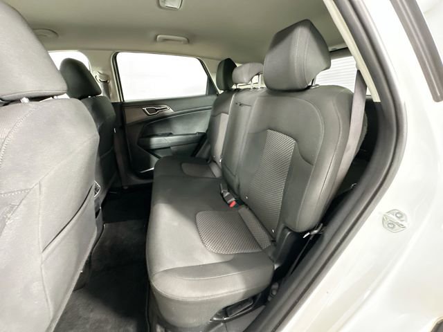 Used 2023 Kia Sportage LX image 24