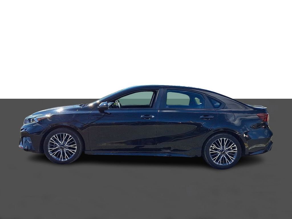 Used 2023 Kia Forte GT-Line image 4