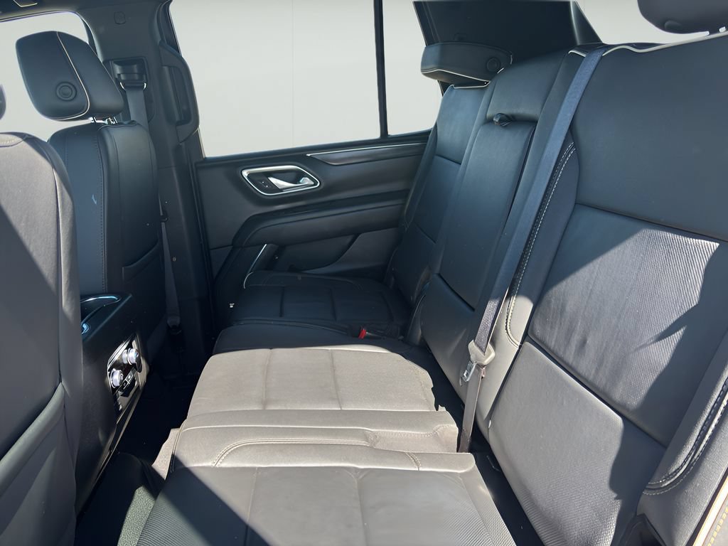 Used 2024 GMC Yukon SLT AWD/4WD image 27