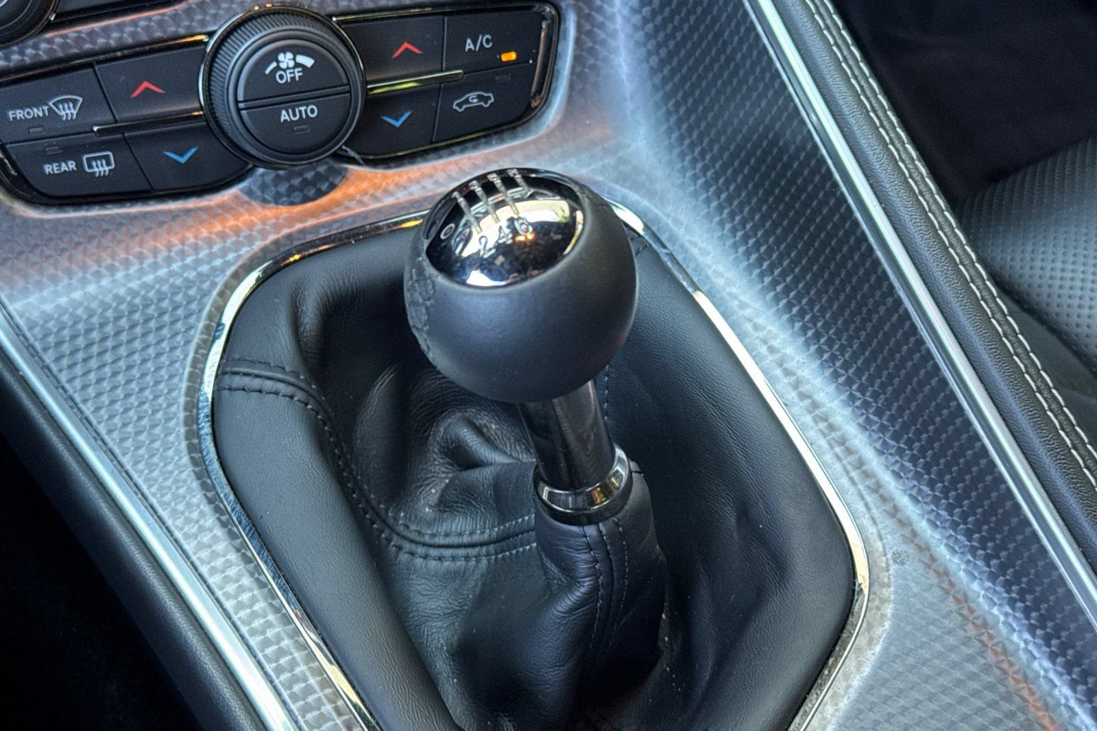 Used 2016 Dodge Challenger SRT Hellcat RWD image 20