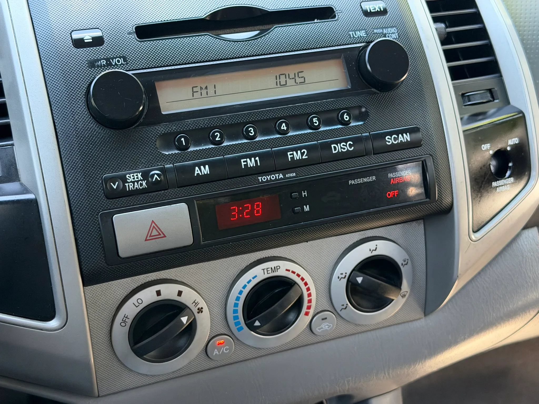 Used 2005 Toyota Tacoma 2WD Access Cab image 28