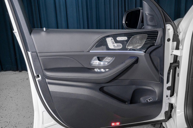 New 2026 Mercedes-Benz GLE 63 AMG S image 12