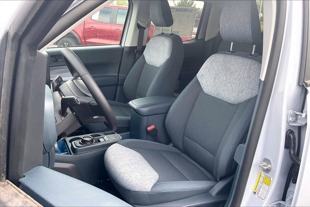 New 2025 Ford Maverick XLT w/ XLT Luxury Package image 9