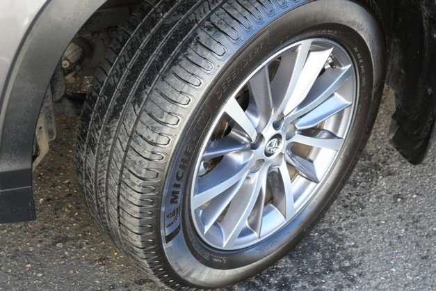 Certified 2017 Toyota Highlander XLE image 11