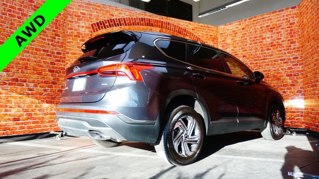Used 2023 Hyundai Santa Fe SE AWD/4WD image 7