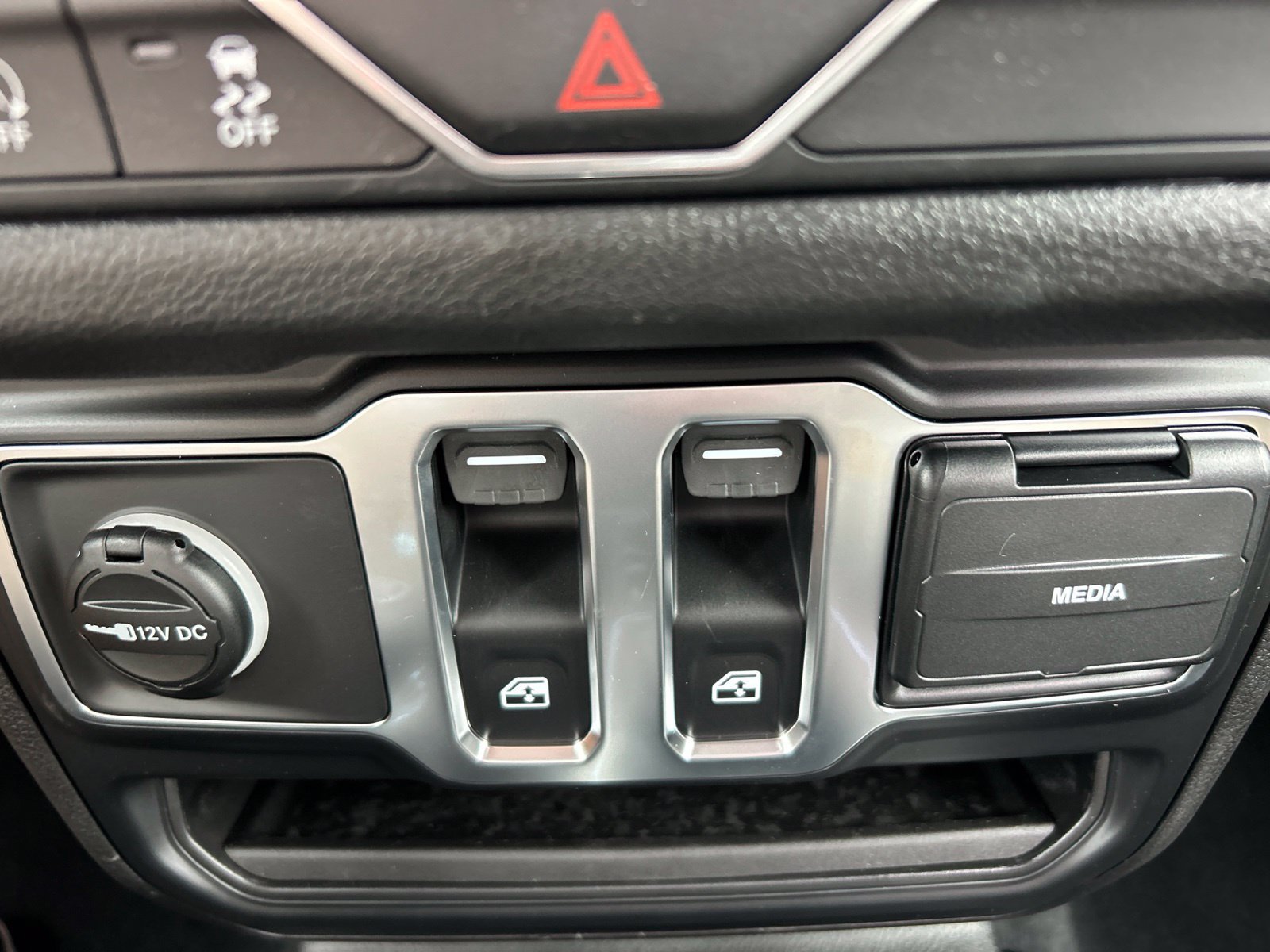 New 2027 Jeep Wrangler Sport AWD/4WD image 29