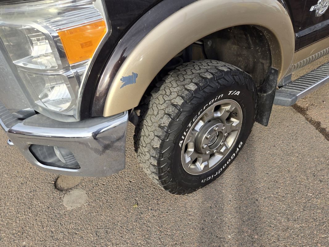 Used 2014 Ford F250 Lariat w/ Chrome Package AWD/4WD image 4