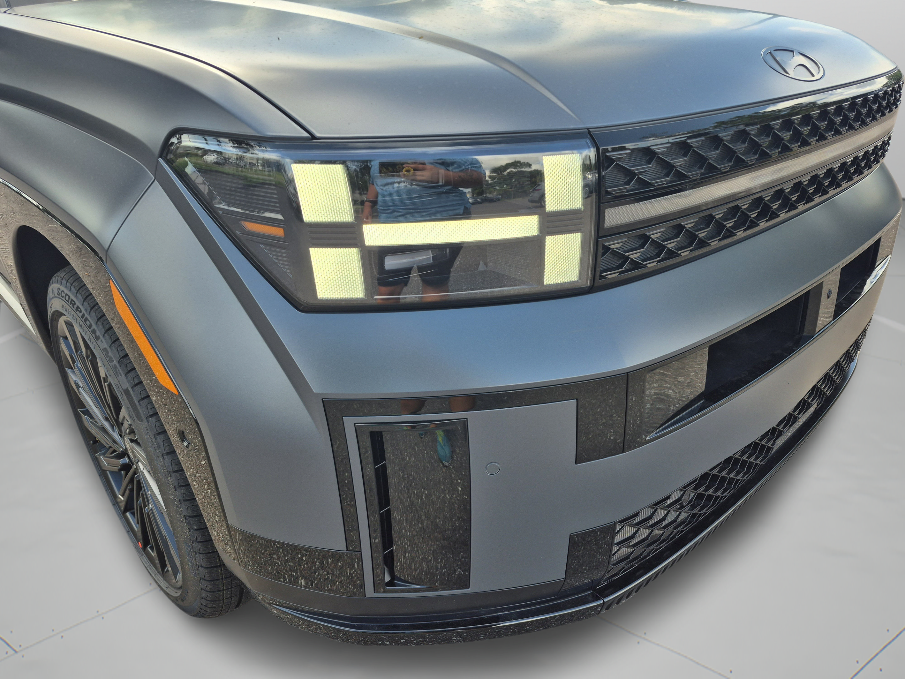 New 2027 Hyundai Santa Fe Calligraphy FWD image 9