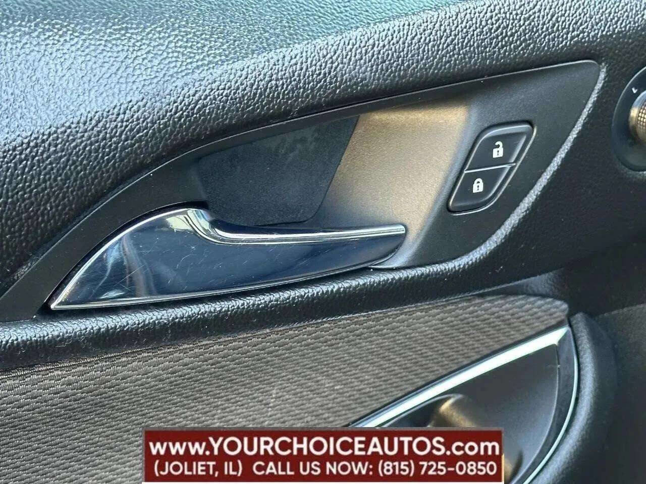 Used 2018 Chevrolet Cruze LT image 30