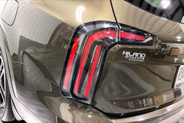 Used 2023 Kia Telluride SX X-Line AWD/4WD image 30